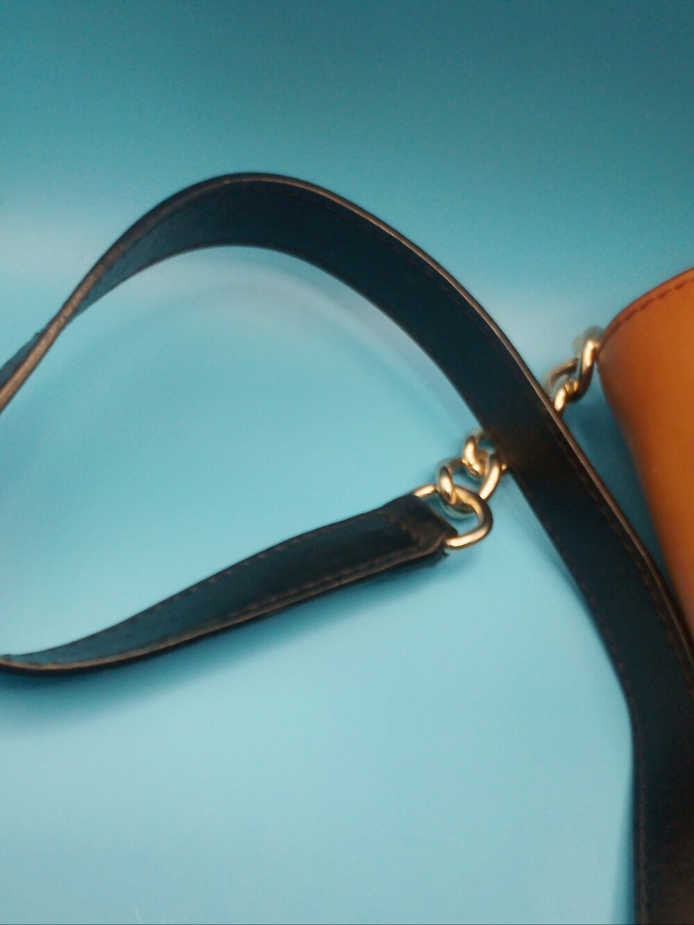 kate spade Vintage Mara Villabella Ave Small Camel/Black Flap Style Shouler Bag - Picture 10 of 14